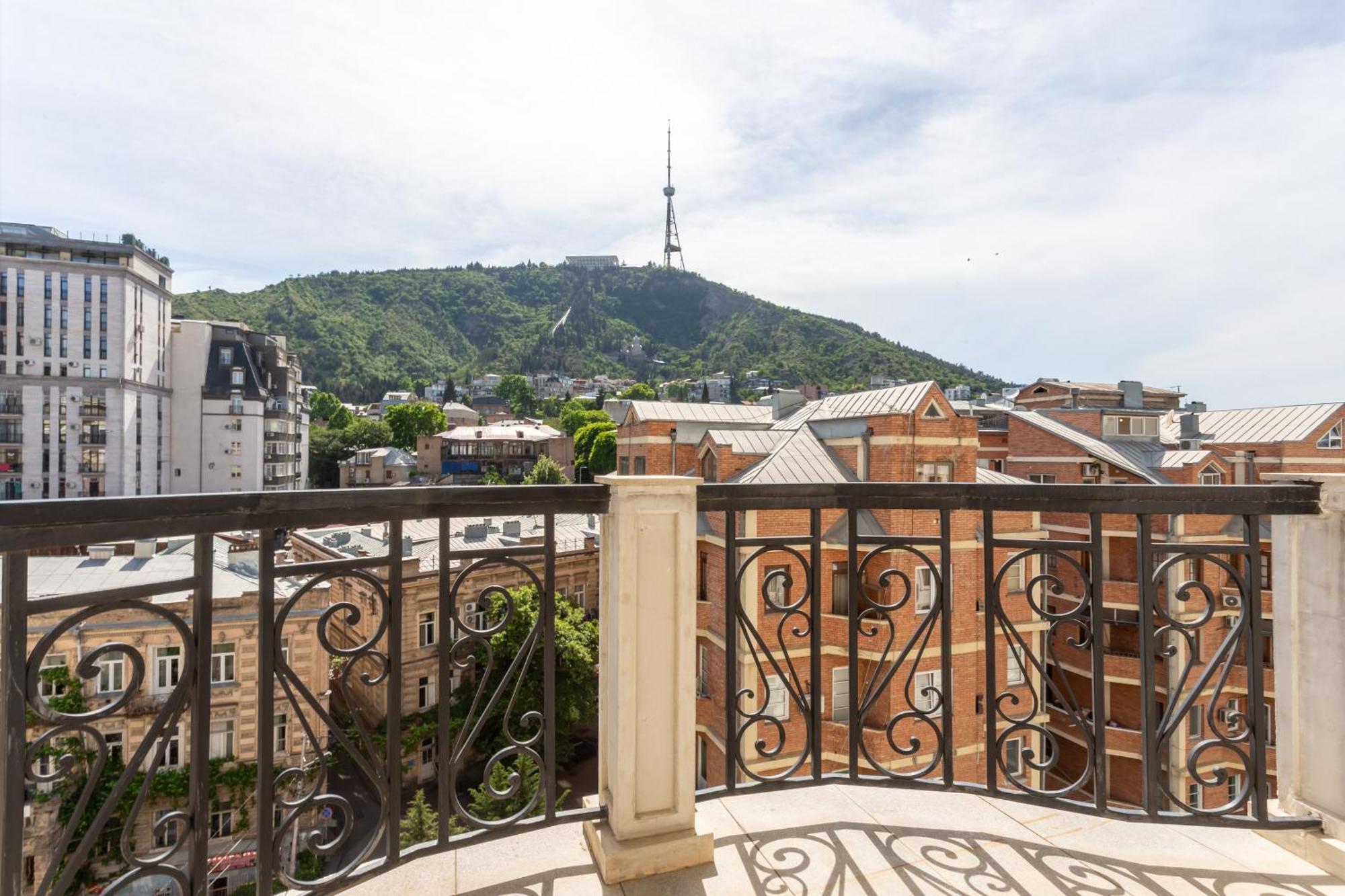 Cosy Apartment In The City Centre Tbilisi Exterior foto